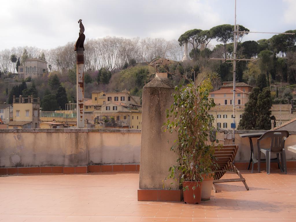 Over The Tiber Loft Рим Экстерьер фото